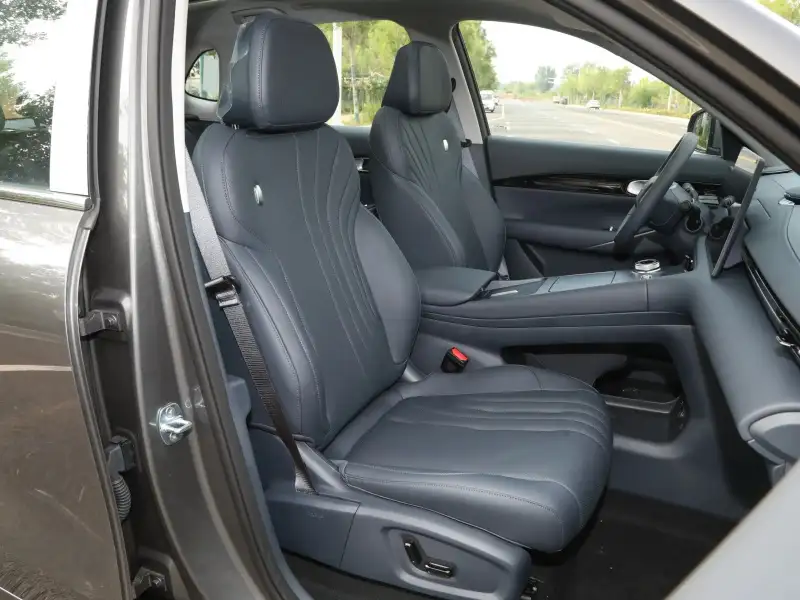 Geely Galaxy E5