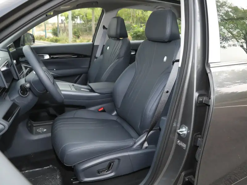 Geely Galaxy E5