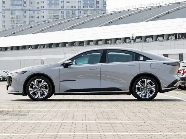 Mazda EZ-6