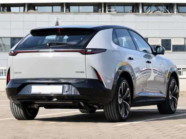 Mazda EZ-60