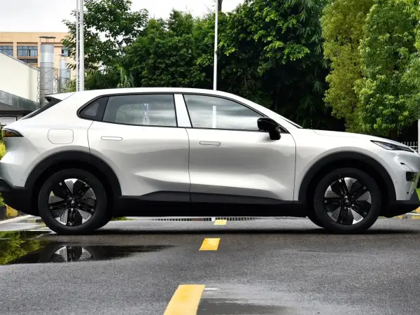 2025 Shenlan S05