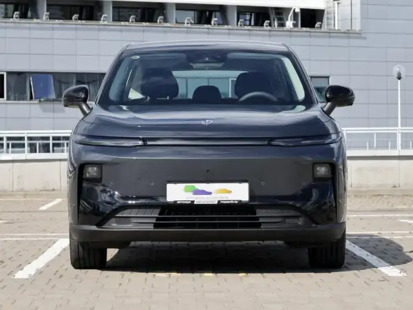  Leapmotor B10 