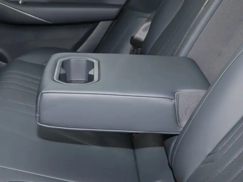 Geely Galaxy E5