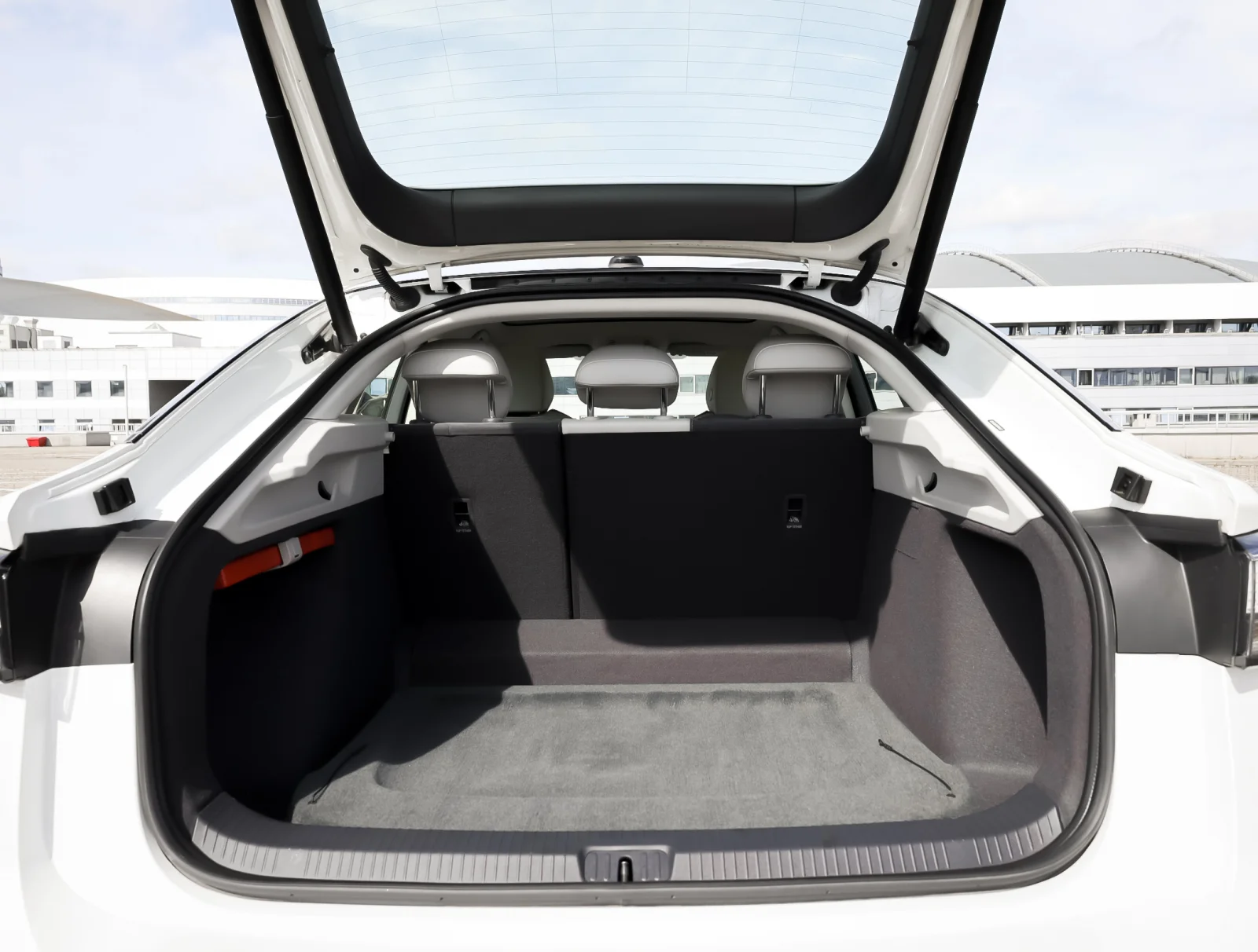  Volkswagen ID.7 Vizzion
