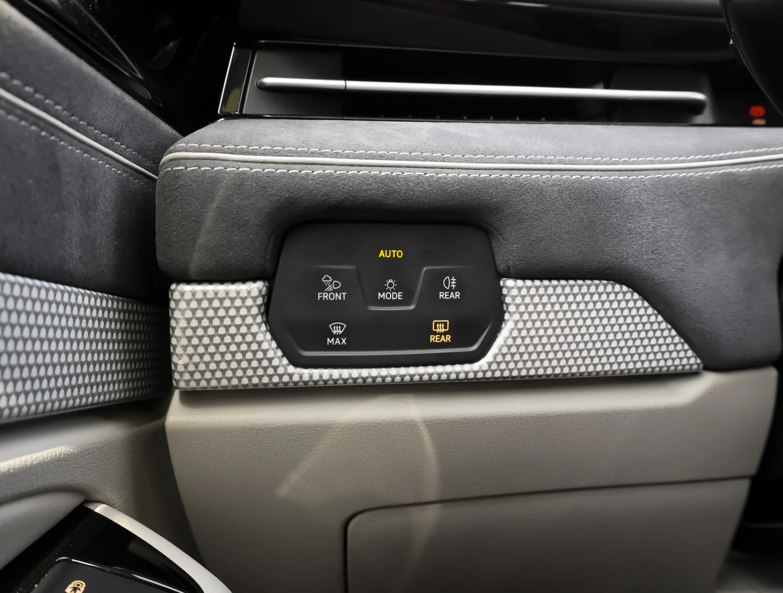  Volkswagen ID.7 Vizzion
