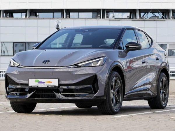 2025 Volkswagen ID.Unyx 06