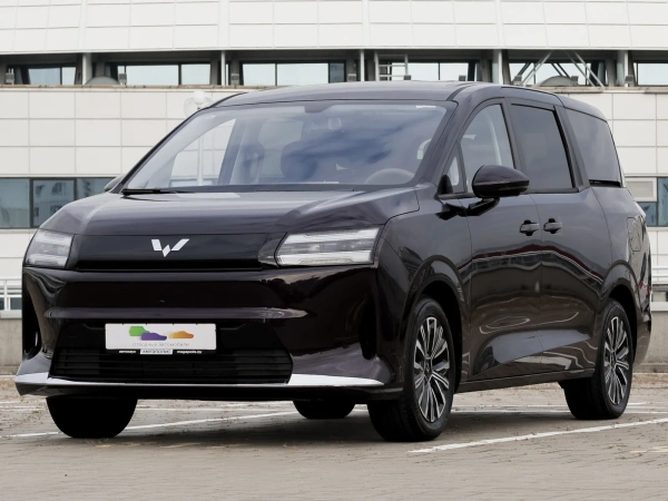Wuling Starlight (Xingguang) 730 EV