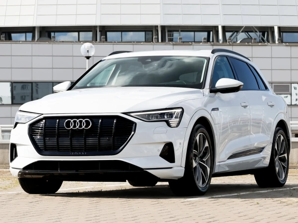 Audi E-tron Quattro