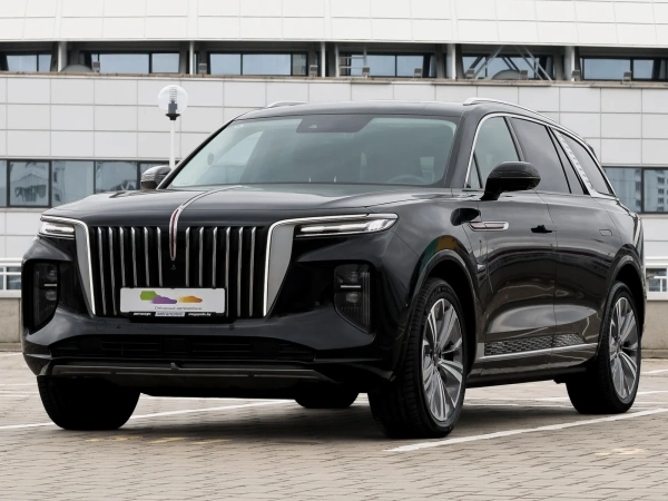 Hongqi E-HS9